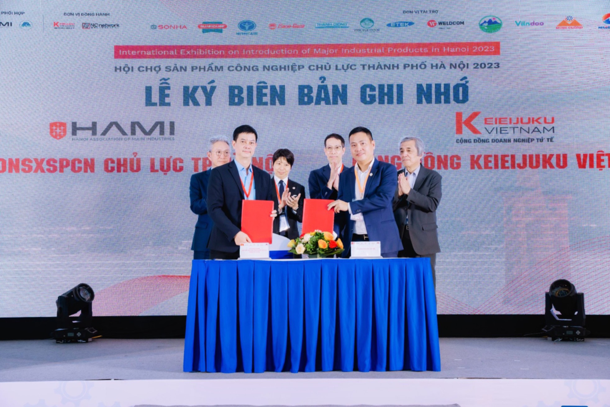 Máy Tính Thánh Gióng tham gia Hội chợ sản phẩm công nghiệp chủ lực thành phố Hà Nội năm 2023